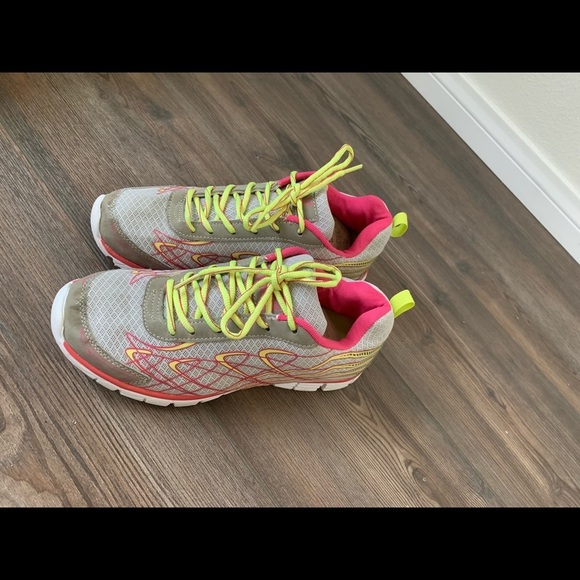 Everlast shoes - Picture 5 of 8